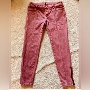 White House Black Market Pink Skimmer Jeans